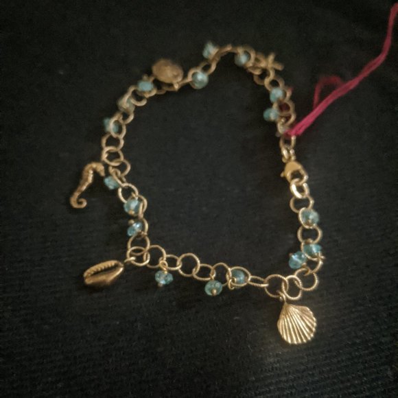 CATHERINE WEITZMAN Seashell Charm Bracelet - Picture 8 of 8